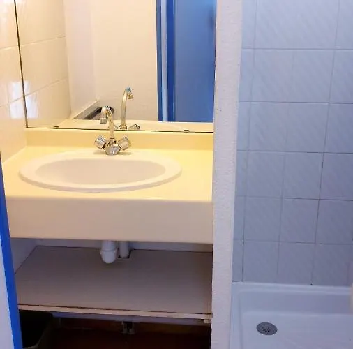 Appartement Baie Des Anges I Agreable 2 Pieces Avec Piscine Vue Lagon Richelieu Cap D'agde